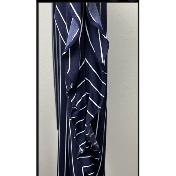 Banana Republic Peek a Boo Cut Out Ruffle Top Blouse Sz M Navy Stripe Stretchy - Picture 7 of 9